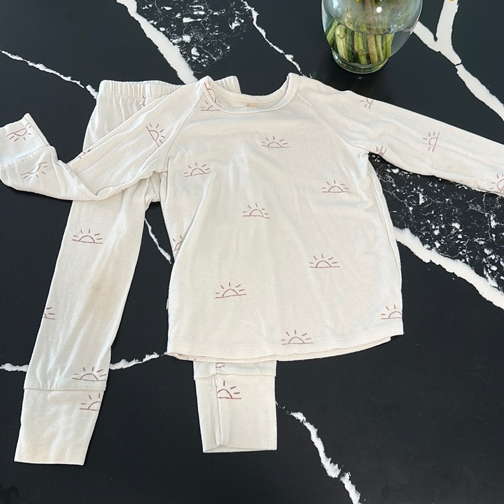 Childhoods Clothing pajama set- 3T